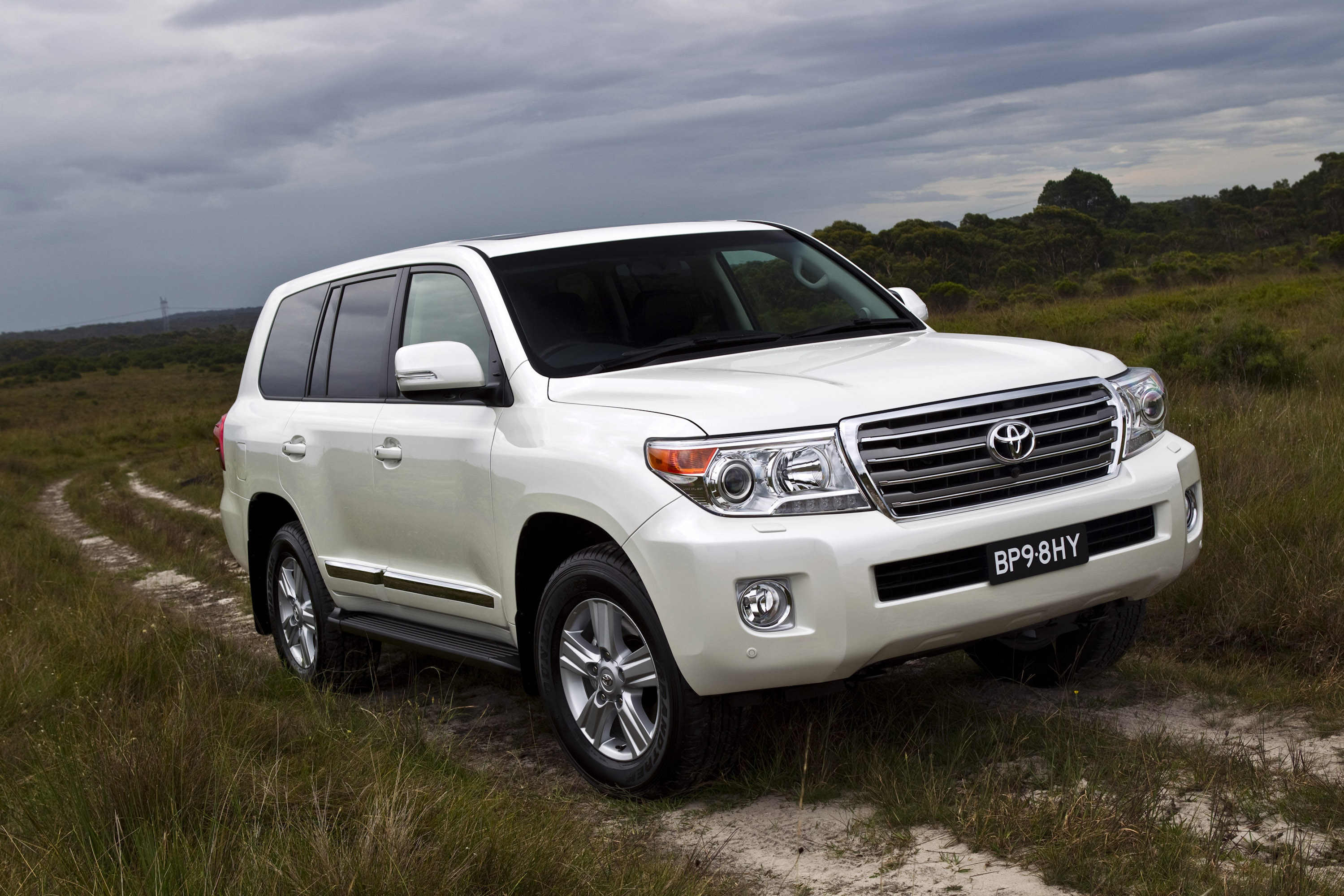 Форум ленд крузер ру. Toyota Land Cruiser 200. Toyota Land Cruiser Prado 200. Toyota Land Cruiser 2012. Land Cruiser 200 2012.