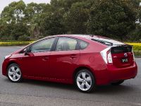 Toyota Prius i-Tech (2012) - picture 2 of 3