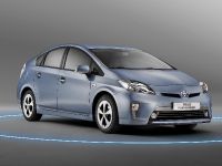 Toyota Prius Plug-In Hybrid (2012) - picture 2 of 5