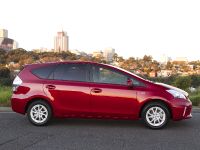Toyota Prius v (2012) - picture 5 of 15