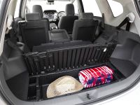 Toyota Prius v (2012)