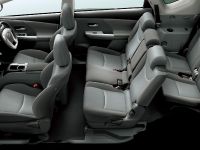 Toyota Prius v (2012)