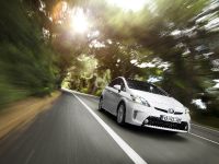 Toyota Prius (2012) - picture 1 of 2