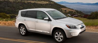Toyota RAV4 EV (2012) - picture 20 of 35
