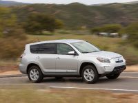 Toyota RAV4 EV (2012) - picture 13 of 35