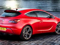 Vauxhall Astra GTC BiTurbo (2012) - picture 2 of 2