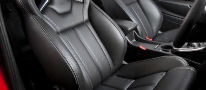 Vauxhall Astra VXR (2012) - picture 4 of 5