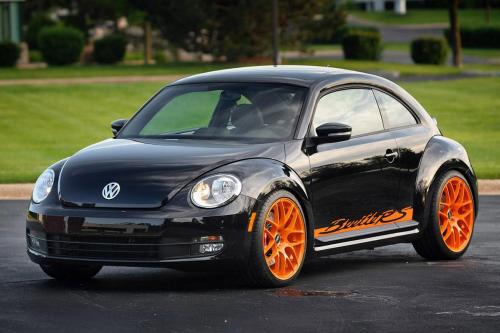 Volkswagen Beetle RS (2012) - picture 1 of 7