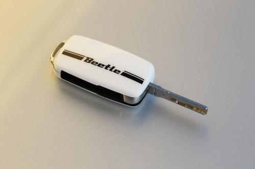 Volkswagen Beetle Spring Drive (2012) - picture 9 of 9