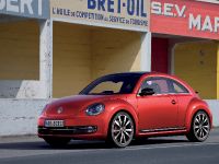 Volkswagen Beetle (2012) - picture 11 of 14