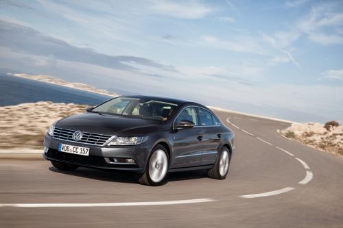 Volkswagen Passat CC (2012) - picture 8 of 21