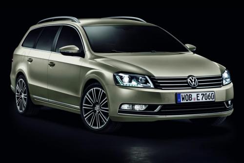 Volkswagen Passat Exclusive (2012) - picture 1 of 5