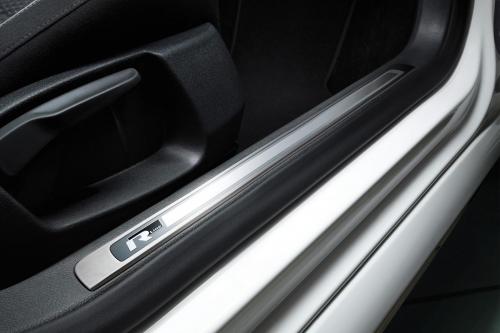 Volkswagen Passat R-Line (2012) - picture 8 of 8