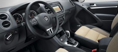 Volkswagen Tiguan (2012) - picture 4 of 6