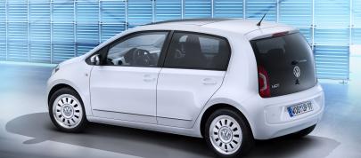 Volkswagen up! 5-door (2012) - picture 4 of 5