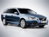 Volvo V70 (2012) - picture 2 of 2