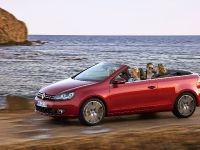 VW Golf VI Cabriolet (2012) - picture 5 of 6
