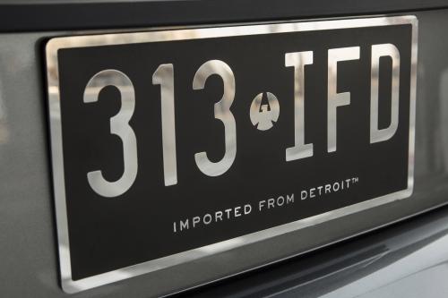 .5 Chrysler 200 S Special Edition (2013) - picture 17 of 17