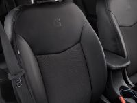 .5 Chrysler 200 S Special Edition (2013) - picture 10 of 17
