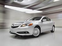 Acura ILX Sedan (2013) - picture 8 of 20