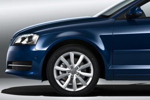 Audi A3 Sportback (2013) - picture 8 of 91