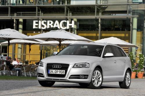 Audi A3 Sportback (2013) - picture 16 of 91
