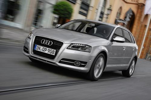 Audi A3 Sportback (2013) - picture 32 of 91