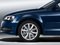 Audi A3 Sportback (2013) - picture 8 of 91