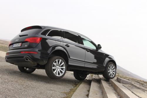 Audi Q7 Test Drive (2013) - picture 1 of 20
