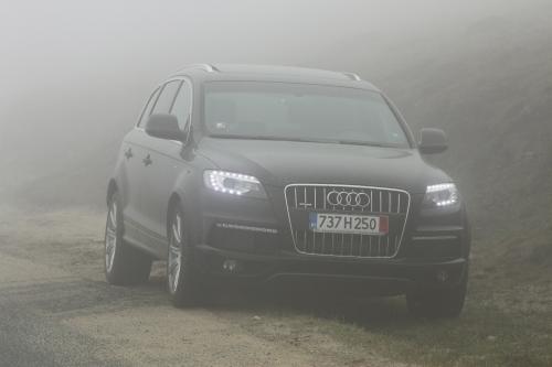 Audi Q7 Test Drive (2013) - picture 16 of 20