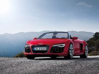 Audi R8 Spyder (2013) - picture 1 of 5