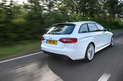 Audi RS 4 Avant (2013) - picture 8 of 10
