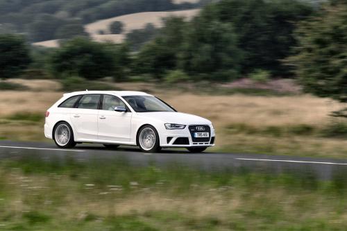 Audi RS 4 Avant (2013) - picture 9 of 10