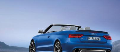 Audi RS5 Cabrio (2013) - picture 7 of 12
