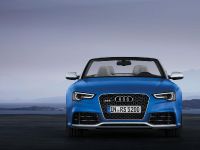 Audi RS5 Cabrio (2013) - picture 8 of 12