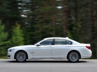 BMW 7 Series (2013) - picture 13 of 41