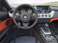 BMW Z4 sDrive18i (2013) - picture 11 of 12