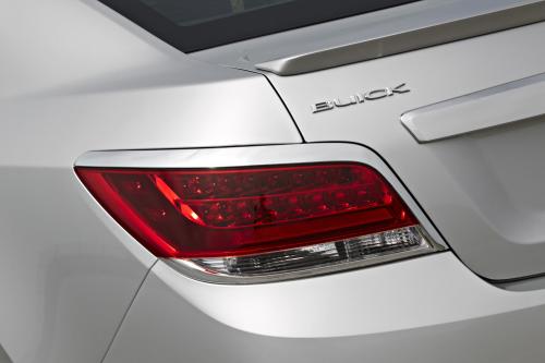 Buick LaCrosse (2013) - picture 9 of 10