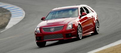 Cadillac CTS-V (2013) - picture 4 of 18
