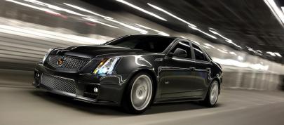 Cadillac CTS-V (2013) - picture 7 of 18