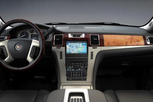 Cadillac Escalade (2013) - picture 8 of 9