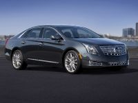 Cadillac XTS (2013) - picture 2 of 10