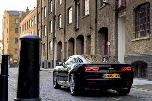 Chevrolet Camaro Coupe (2013) - picture 16 of 22