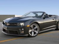 Chevrolet Camaro ZL1 Convertible (2013) - picture 1 of 4