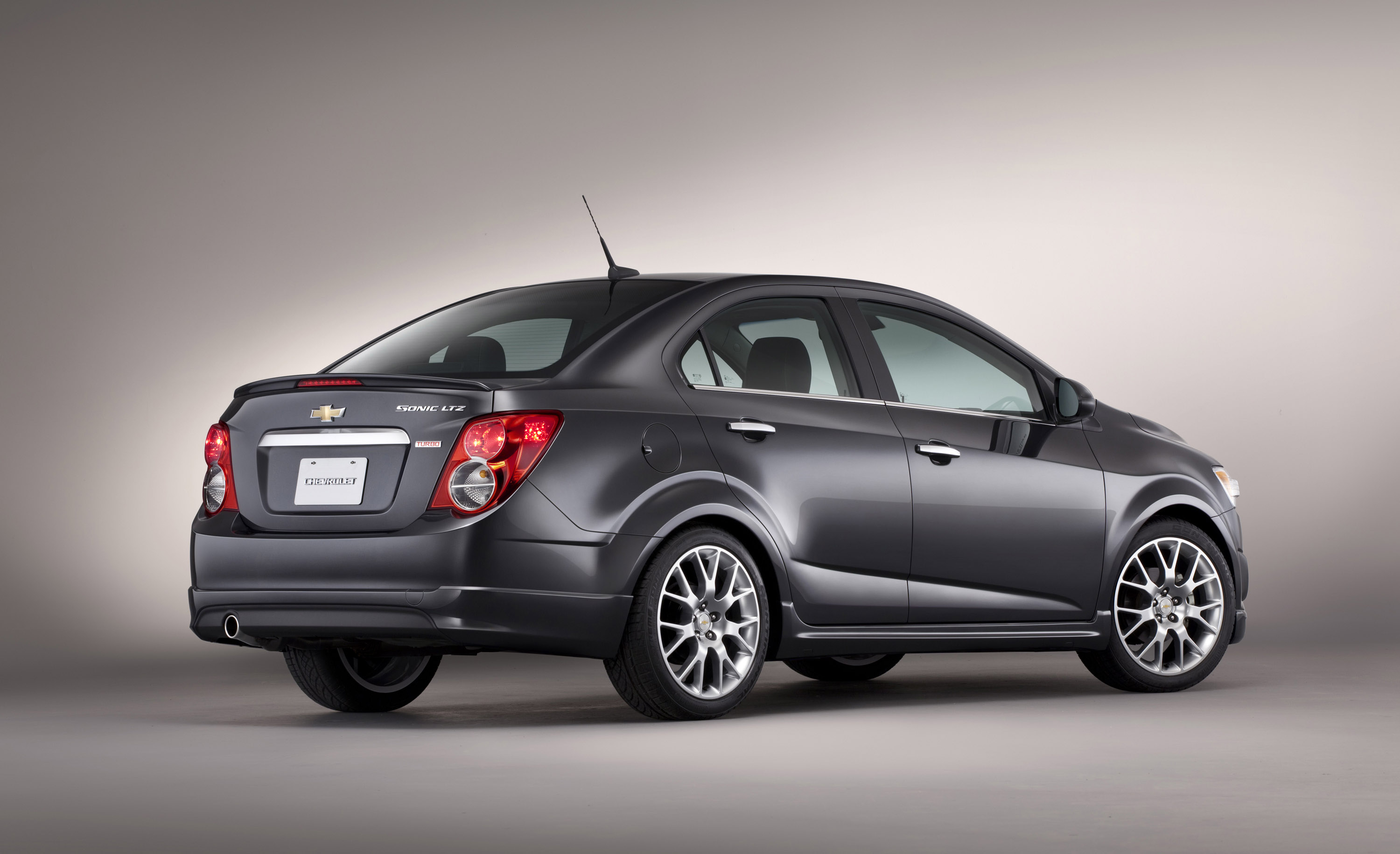 Chevrolet Sonic Dusk