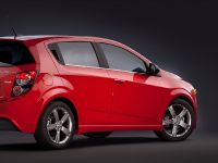 Chevrolet Sonic RS (2013) - picture 2 of 9