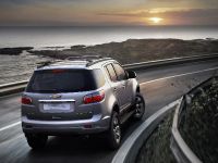 Chevrolet Trailblazer (2013) - picture 2 of 6