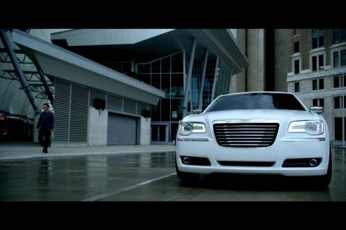 Chrysler 300 Motown Edition (2013) - picture 16 of 23