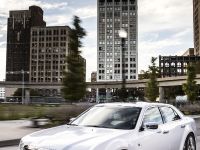 Chrysler 300 Motown Edition (2013) - picture 14 of 23