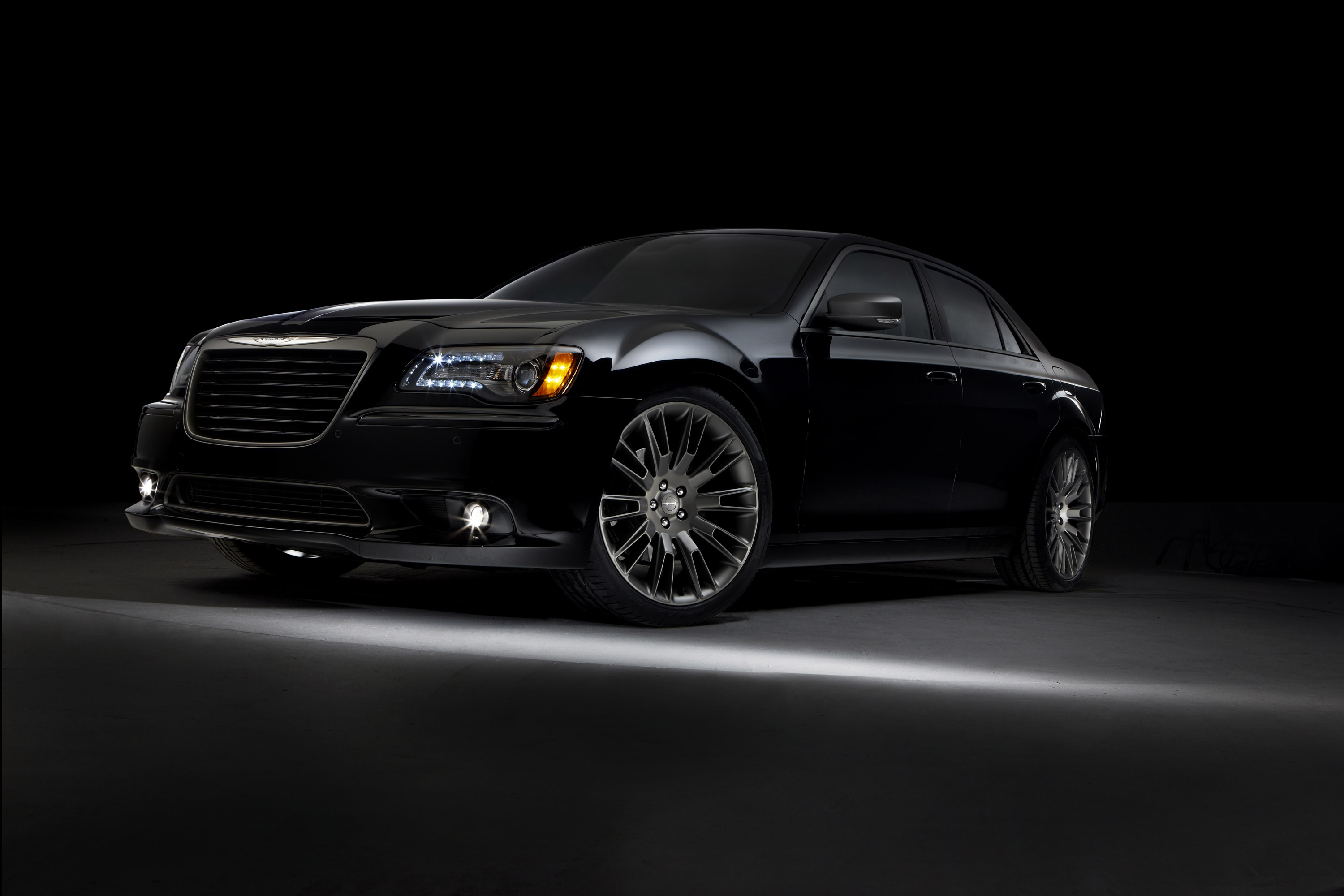 Chrysler 300C John Varvatos Limited Edition